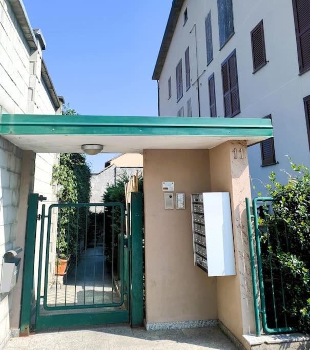 Casa Albertina Grazioso Appartamento Vicino Alla Stazione Monza Exterior foto