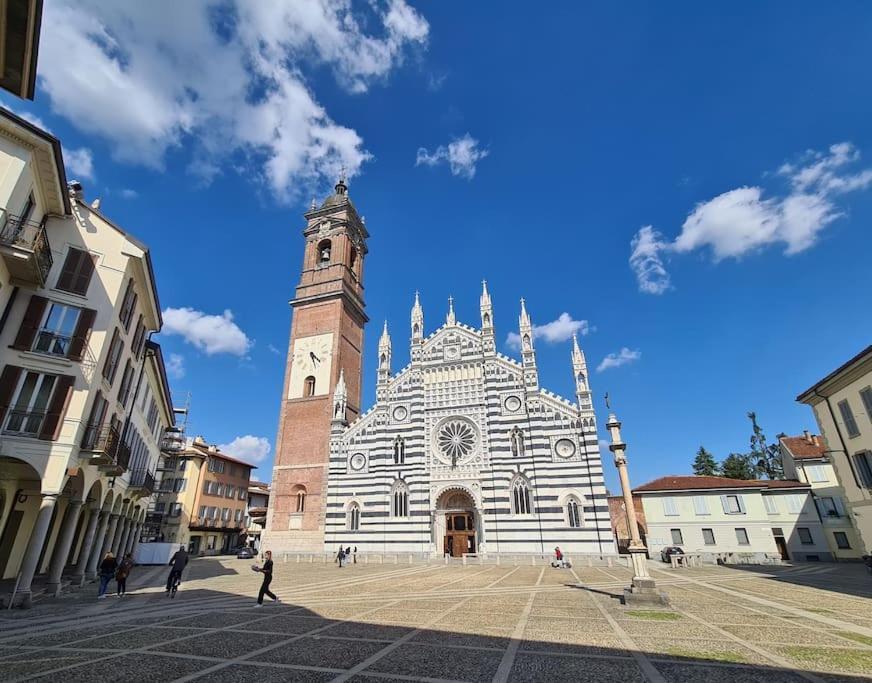 Casa Albertina Grazioso Appartamento Vicino Alla Stazione Monza Exterior foto